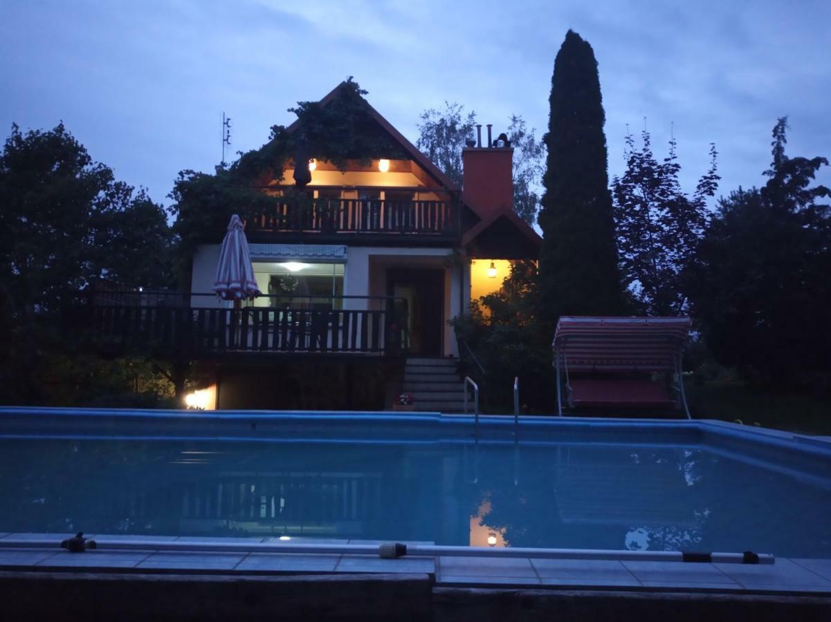 Holiday Villa Zuromino ภายนอก รูปภาพ